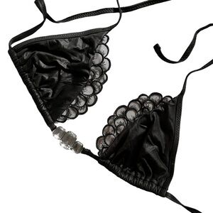 Beach‎ Bunny Bikini Top
